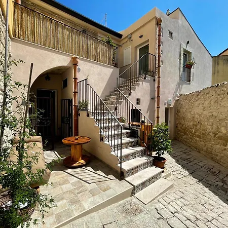 Cuturissi Hospitality & Wellness * Ragusa
