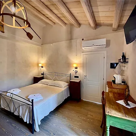 Cuturissi Hospitality & Wellnees Bed & Breakfast *